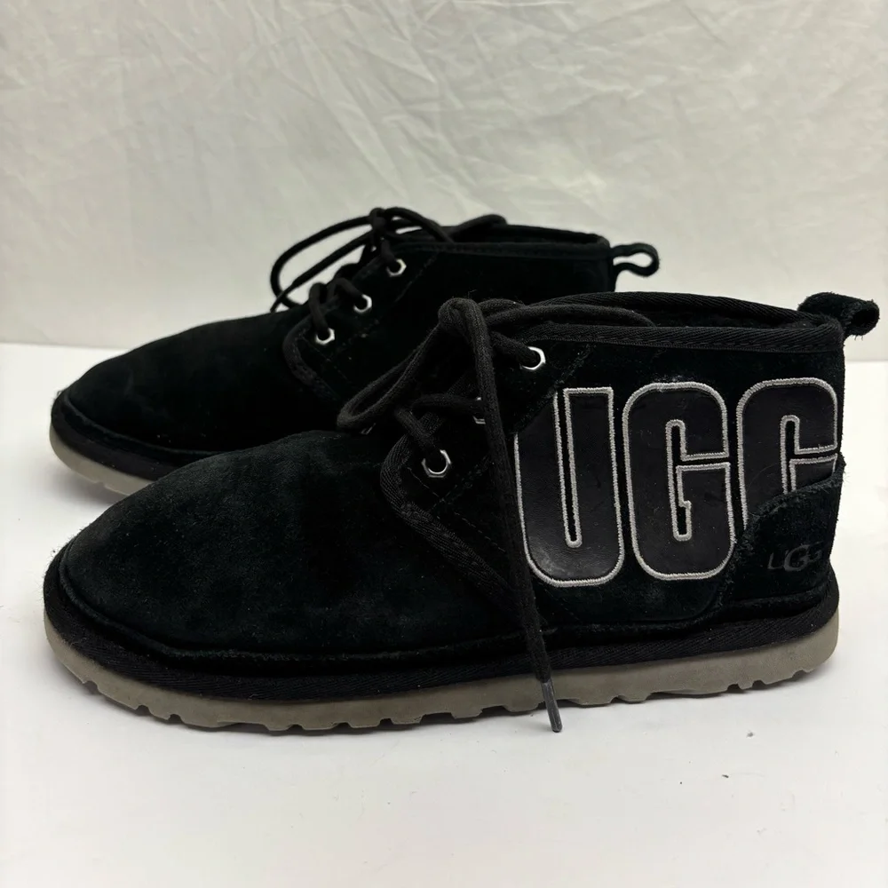Ugg Men's Black Suede Lace-Up Casual Shoes, SZ 7, box 39